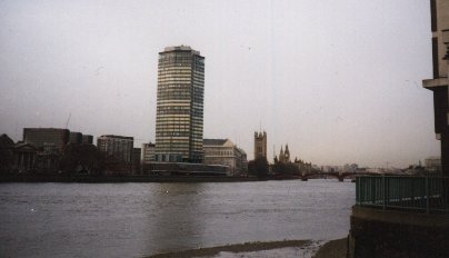 Watchers on the Thames - picture